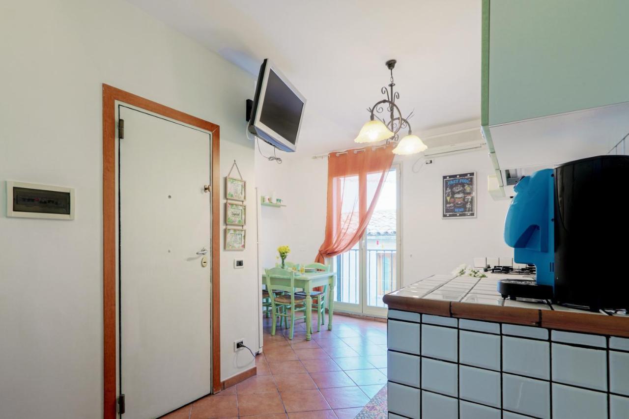 Casa Di Molly Cozy Apartment Near Via Roma Palermo Exterior foto
