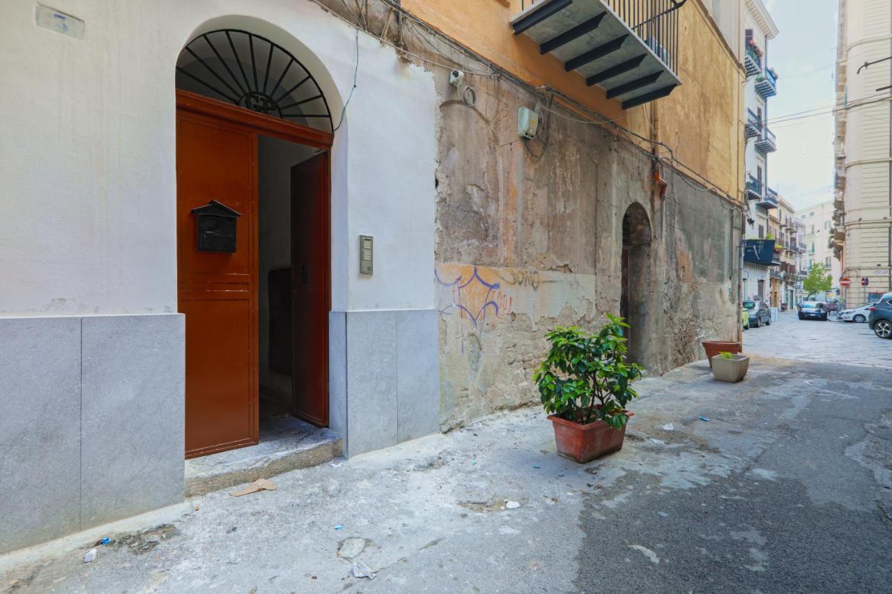 Casa Di Molly Cozy Apartment Near Via Roma Palermo Exterior foto